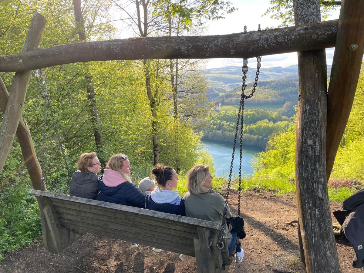 Ferienhaus Backesgarten Fuer 22 Personen Neichen Eksteriør billede