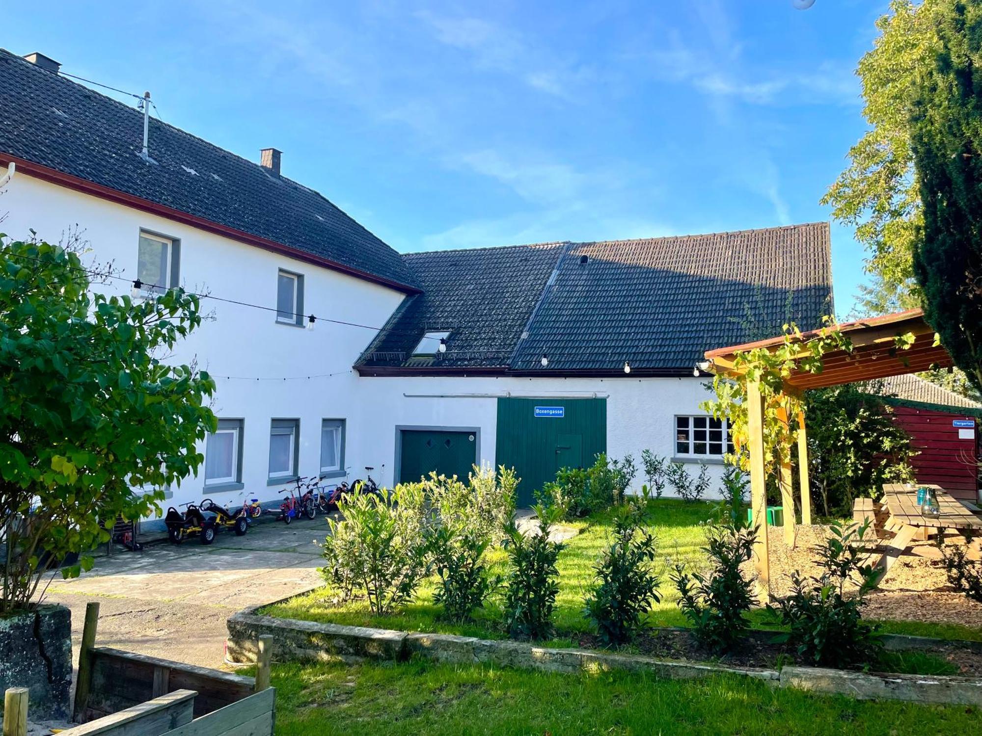 Ferienhaus Backesgarten Fuer 22 Personen Neichen Eksteriør billede